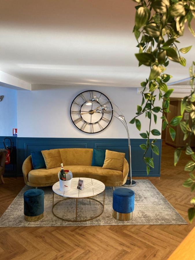 Eden Park Restaurant Hotel Pont-Évêque